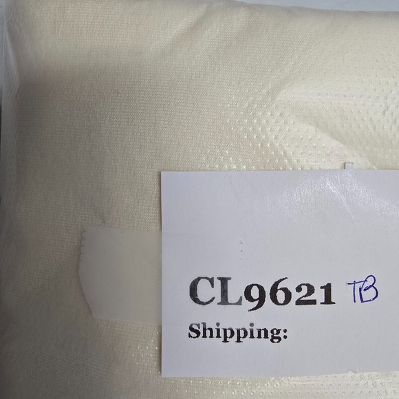 Tommy Bahama Shirt Womens Large Vanilla Cream Round Neck Quilted Floral Beachy - Picture 10 of 10